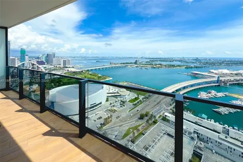 398 NE 5th Street Miami FL 33132