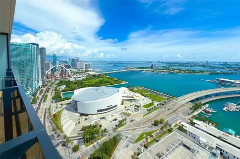 398 NE 5th Street Miami FL 33132