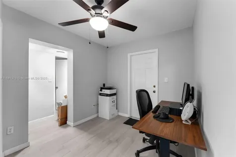 13711 Madison Street Miami FL 33176