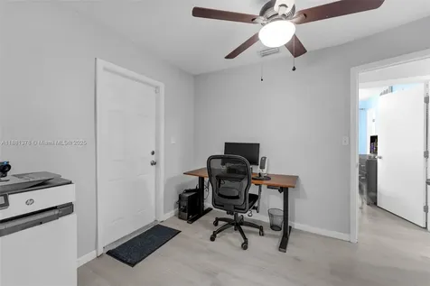 13711 Madison Street Miami FL 33176
