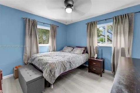 13711 Madison Street Miami FL 33176