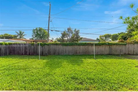 13711 Madison Street Miami FL 33176