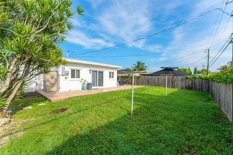 13711 Madison Street Miami FL 33176