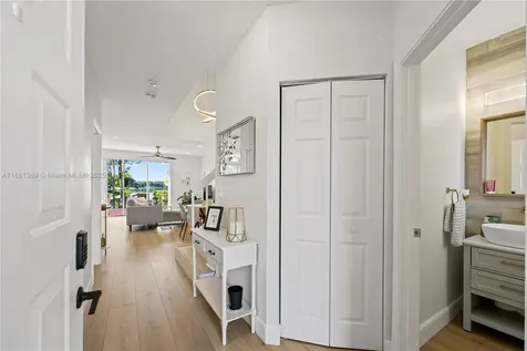 1324 NW 126th Avenue Sunrise FL 33323
