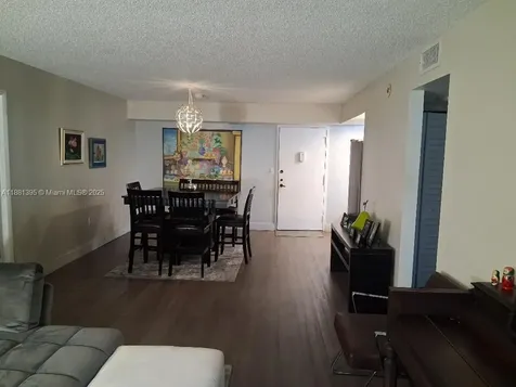 1400 St Charles Place Pembroke Pines FL 33026