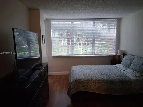 1400 St Charles Place Pembroke Pines FL 33026