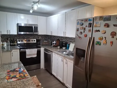 1400 St Charles Place Pembroke Pines FL 33026