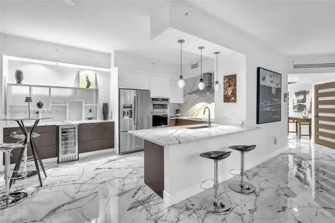 333 Las Olas Way Fort Lauderdale FL 33301