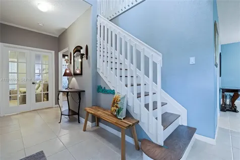13704 S Garden Cove Circle Davie FL 33325