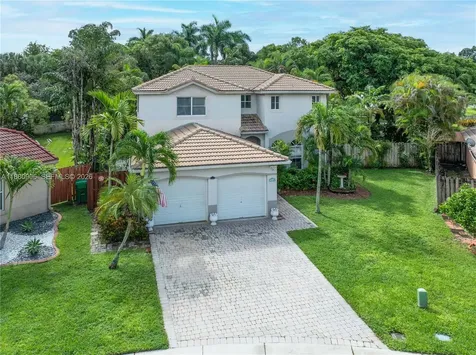 13704 S Garden Cove Circle Davie FL 33325
