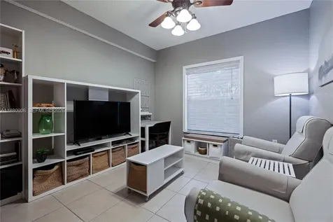 13704 S Garden Cove Circle Davie FL 33325