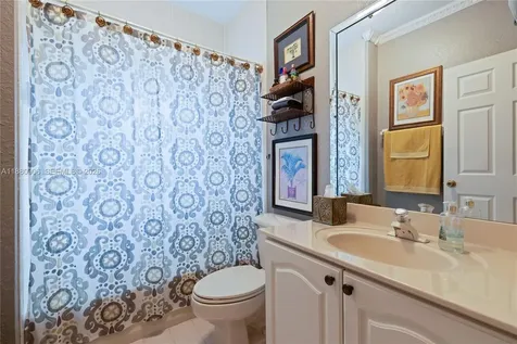 13704 S Garden Cove Circle Davie FL 33325
