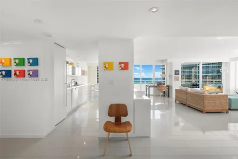 400 S Pointe Drive Miami Beach FL 33139