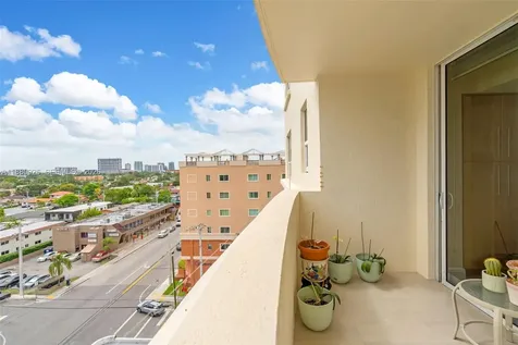 3232 SW 22nd Terrace Miami FL 33145