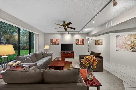 10541 NW 10th Street Plantation FL 33322
