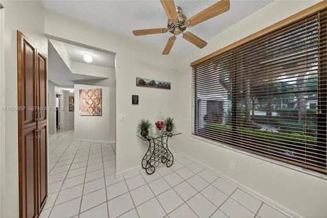 10541 NW 10th Street Plantation FL 33322