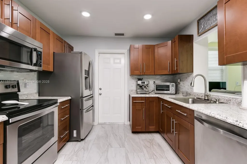 8105 NW 59th Street Tamarac FL 33321