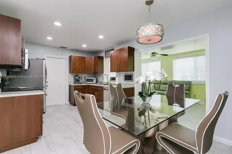 8105 NW 59th Street Tamarac FL 33321