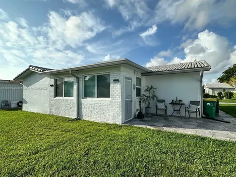 8105 NW 59th Street Tamarac FL 33321