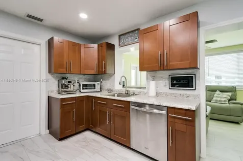 8105 NW 59th Street Tamarac FL 33321