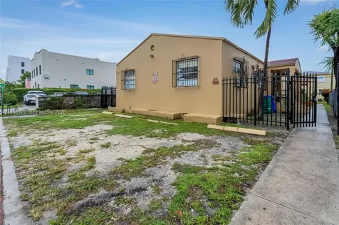 1345 SW 7th Street Miami FL 33135