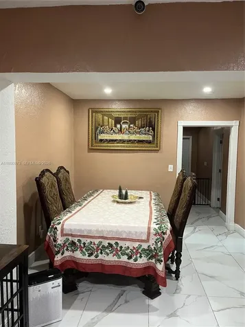 7130 NW 21st Court Miami FL 33147