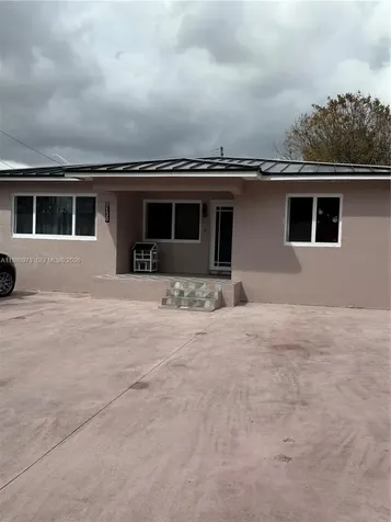 7130 NW 21st Court Miami FL 33147