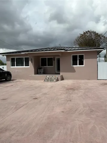 7130 NW 21st Court Miami FL 33147