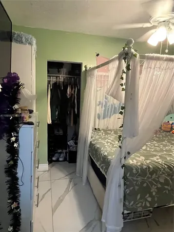 7130 NW 21st Court Miami FL 33147