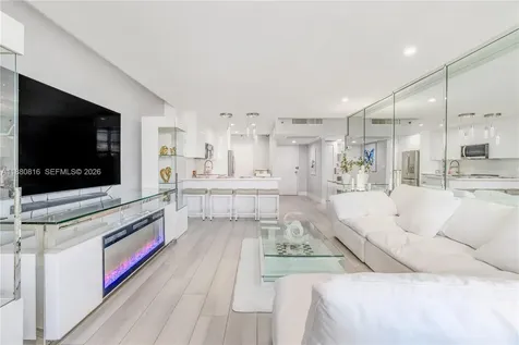 100 Lincoln Road Miami Beach FL 33139