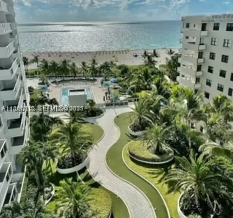 100 Lincoln Road Miami Beach FL 33139