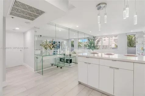 100 Lincoln Road Miami Beach FL 33139