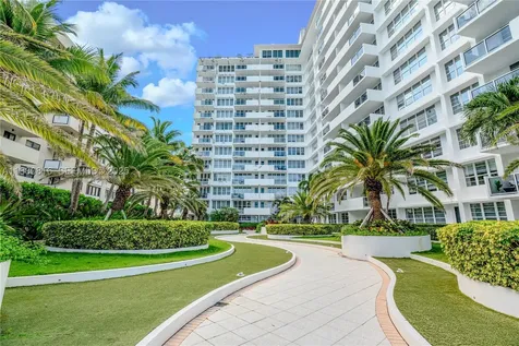 100 Lincoln Road Miami Beach FL 33139