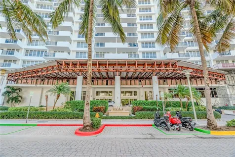 100 Lincoln Road Miami Beach FL 33139