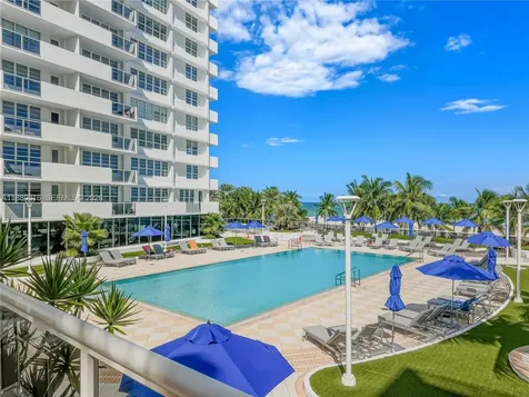 100 Lincoln Road Miami Beach FL 33139