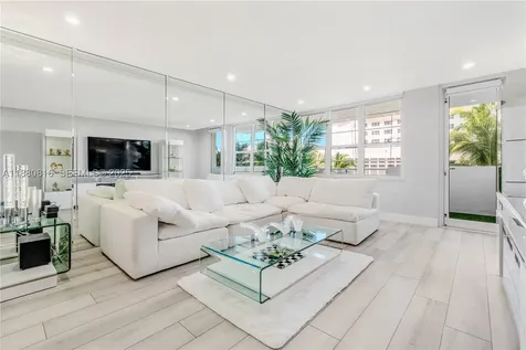 100 Lincoln Road Miami Beach FL 33139