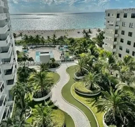 100 Lincoln Road Miami Beach FL 33139