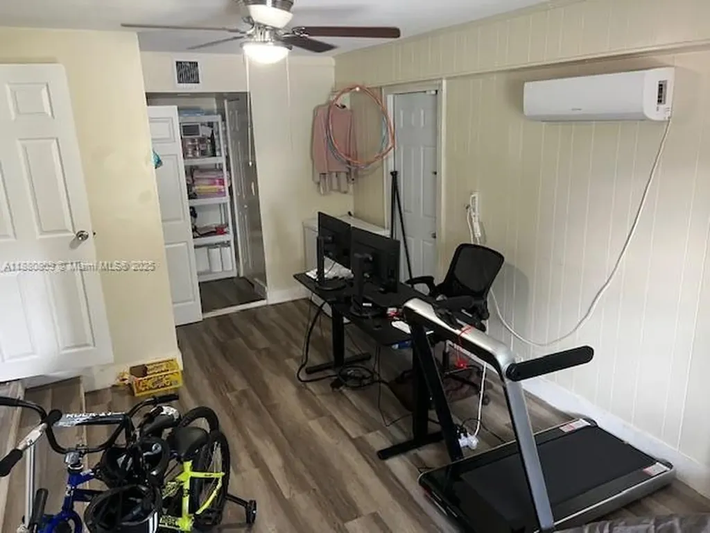 1732 NW 18th Street Fort Lauderdale FL 33311