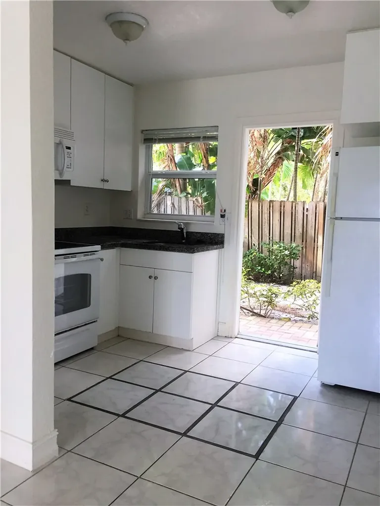3101 S Ocean Drive Hollywood FL 33019