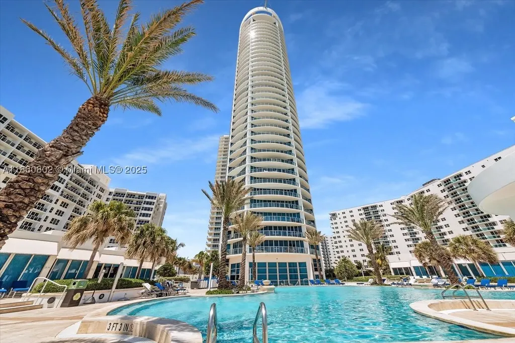 3101 S Ocean Drive Hollywood FL 33019