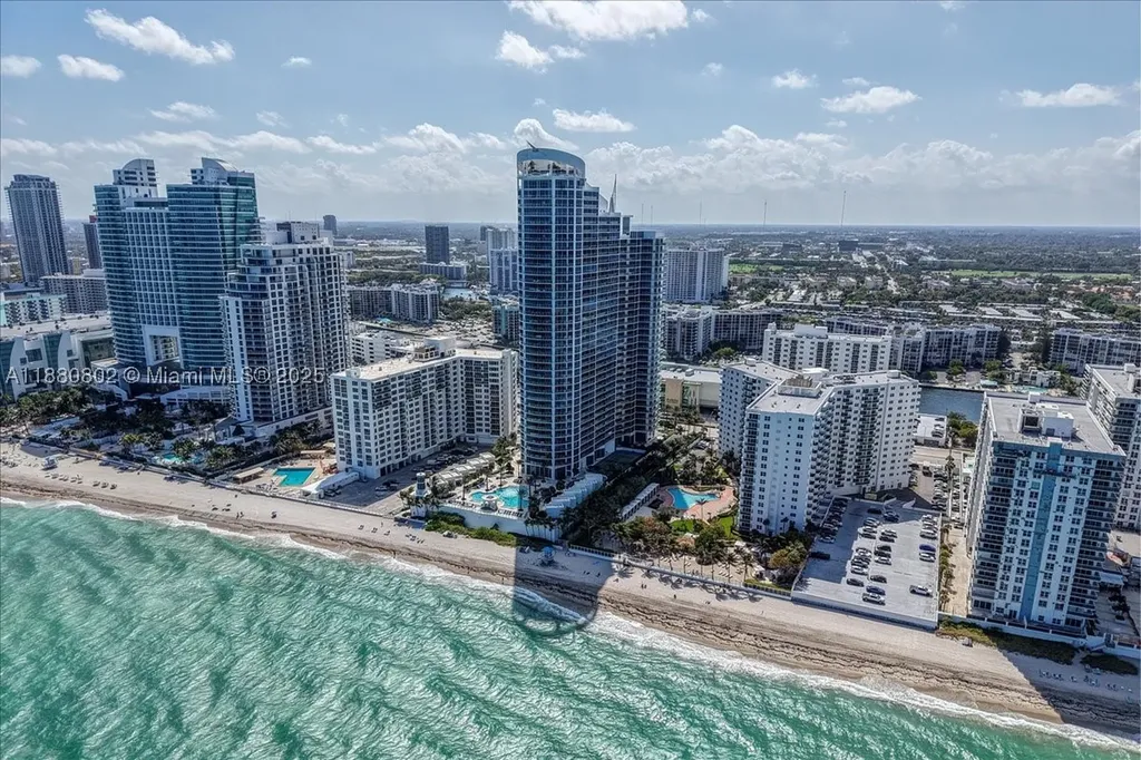3101 S Ocean Drive Hollywood FL 33019
