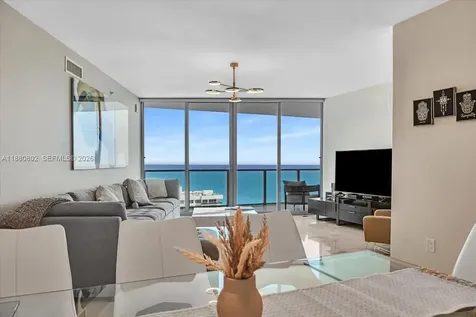 3101 S Ocean Drive Hollywood FL 33019