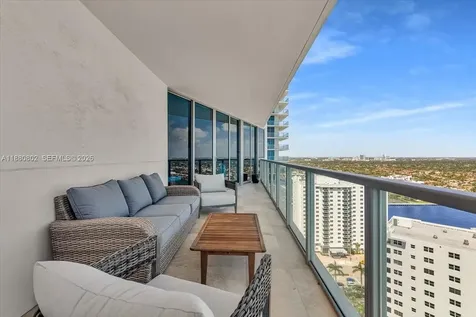 3101 S Ocean Drive Hollywood FL 33019