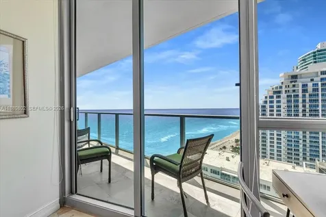 3101 S Ocean Drive Hollywood FL 33019