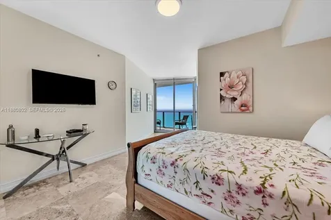 3101 S Ocean Drive Hollywood FL 33019