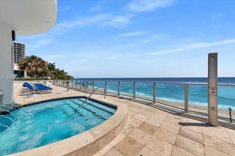 3101 S Ocean Drive Hollywood FL 33019