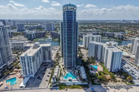3101 S Ocean Drive Hollywood FL 33019