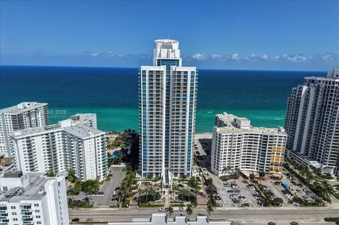 3101 S Ocean Drive Hollywood FL 33019