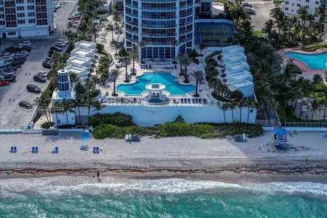 3101 S Ocean Drive Hollywood FL 33019