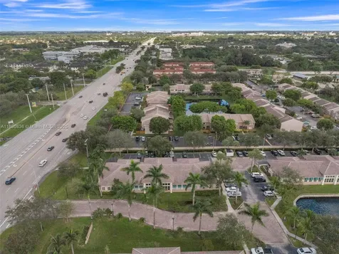 5200 S University Drive Davie FL 33328